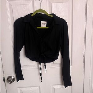 Abercrombie & Fitch Black Long Sleeve Cropped Blouse with tie